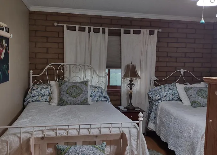 Rustic Rooms By Kings Canyon & Sequoia National Parks